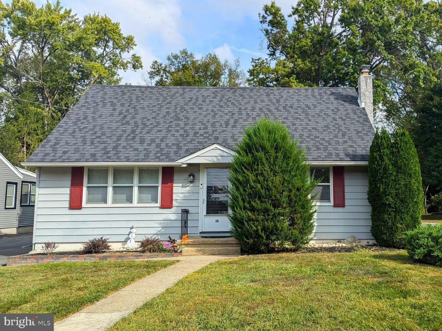 Property Photo:  18 Steinway Avenue  NJ 08618 