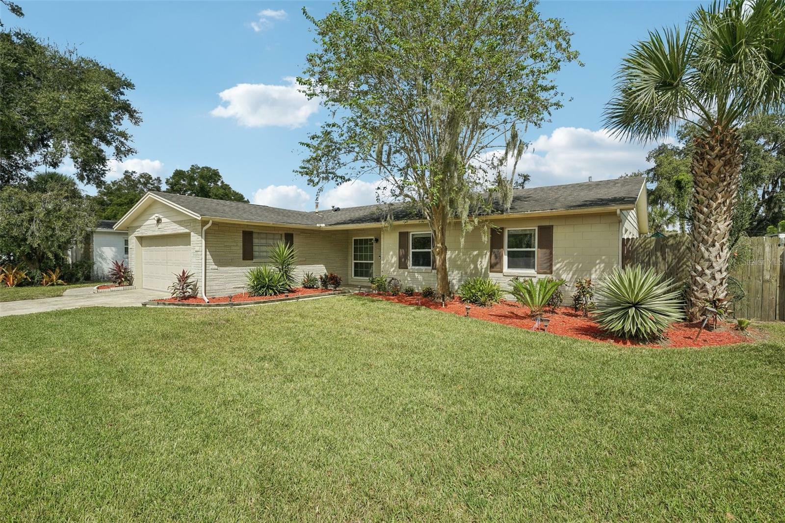 Property Photo:  653 Sherwood Drive  FL 32701 