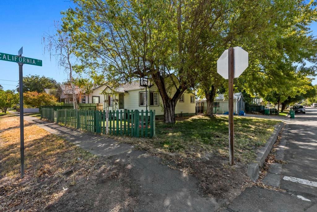 Property Photo:  1495 Hazel Street  CA 95948 