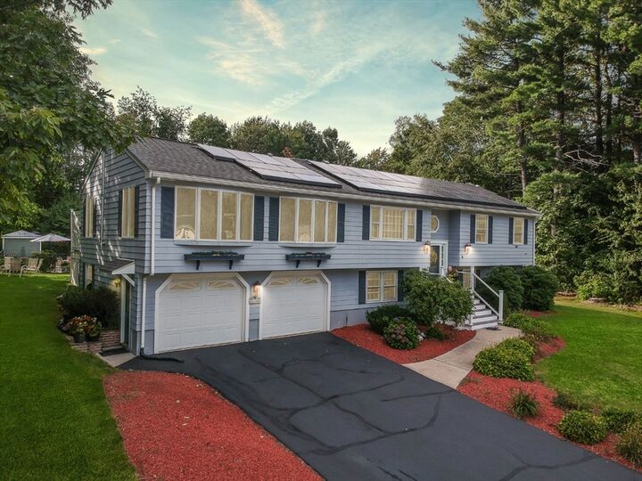 Property Photo:  6 Deer Run Rd  MA 01832 