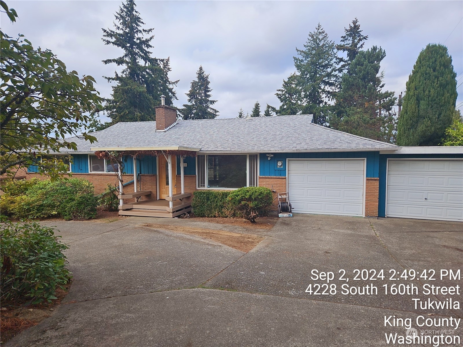 Property Photo:  4228 S 160th Street  WA 98188 