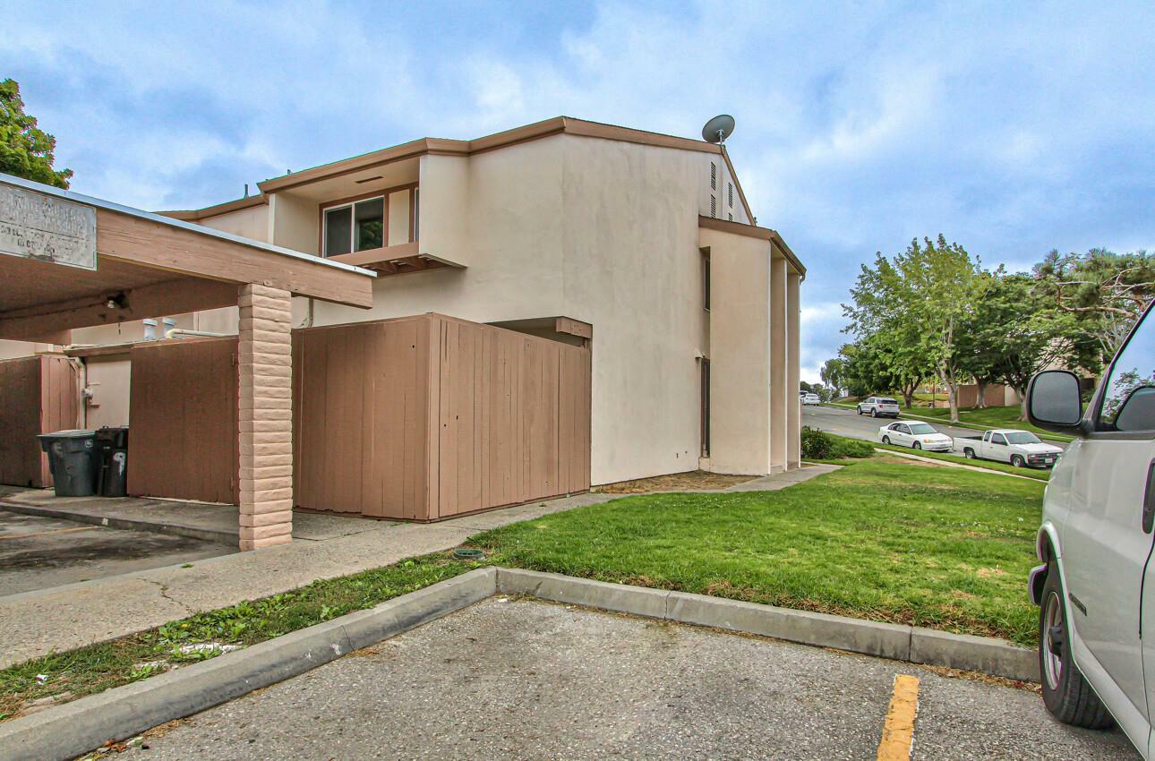 Property Photo:  915 Acosta Plaza 9  CA 93905 