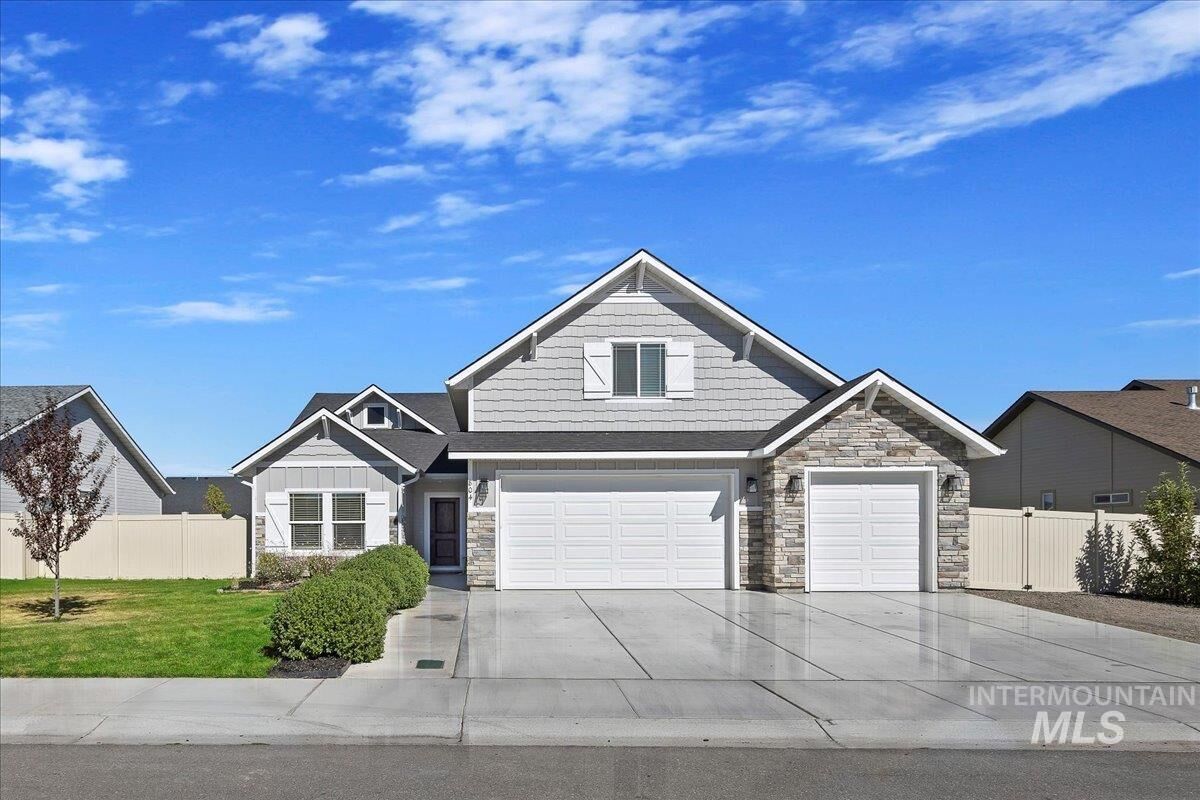 Property Photo:  804 Broadmoor Avenue  ID 83301 