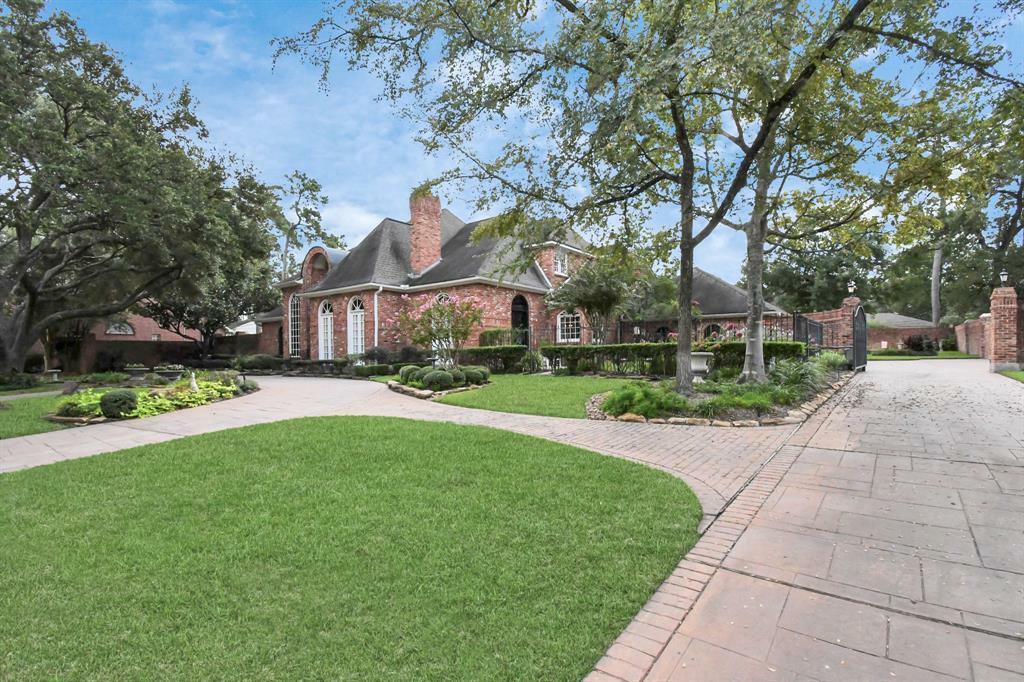 Property Photo:  3207 Ivy Falls Drive  TX 77068 