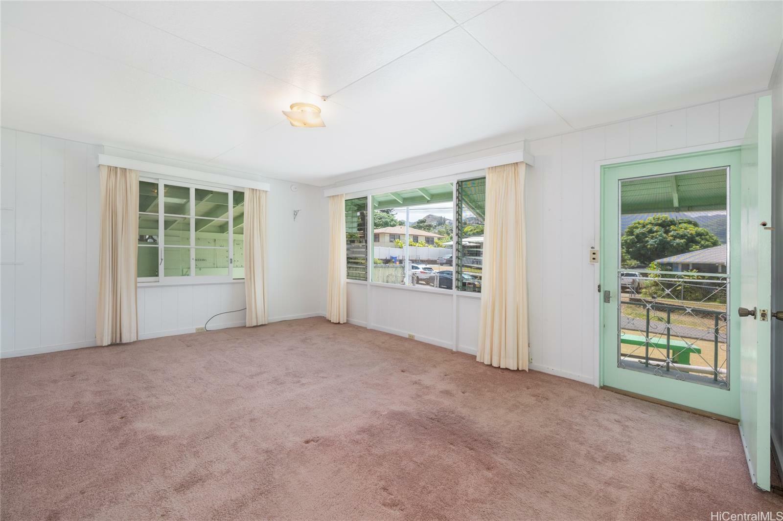 Property Photo:  1042 Hui Street  HI 96734 