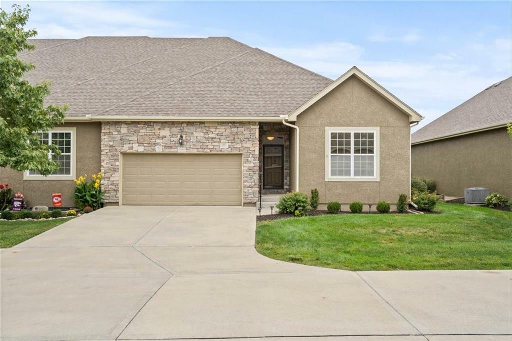 Property Photo:  16560 W 168th Court  KS 66062 