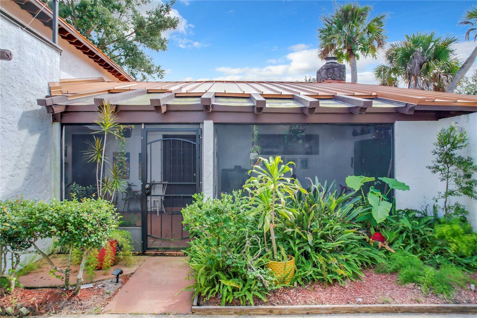 Property Photo:  417 S Deerwood Avenue  FL 32825 