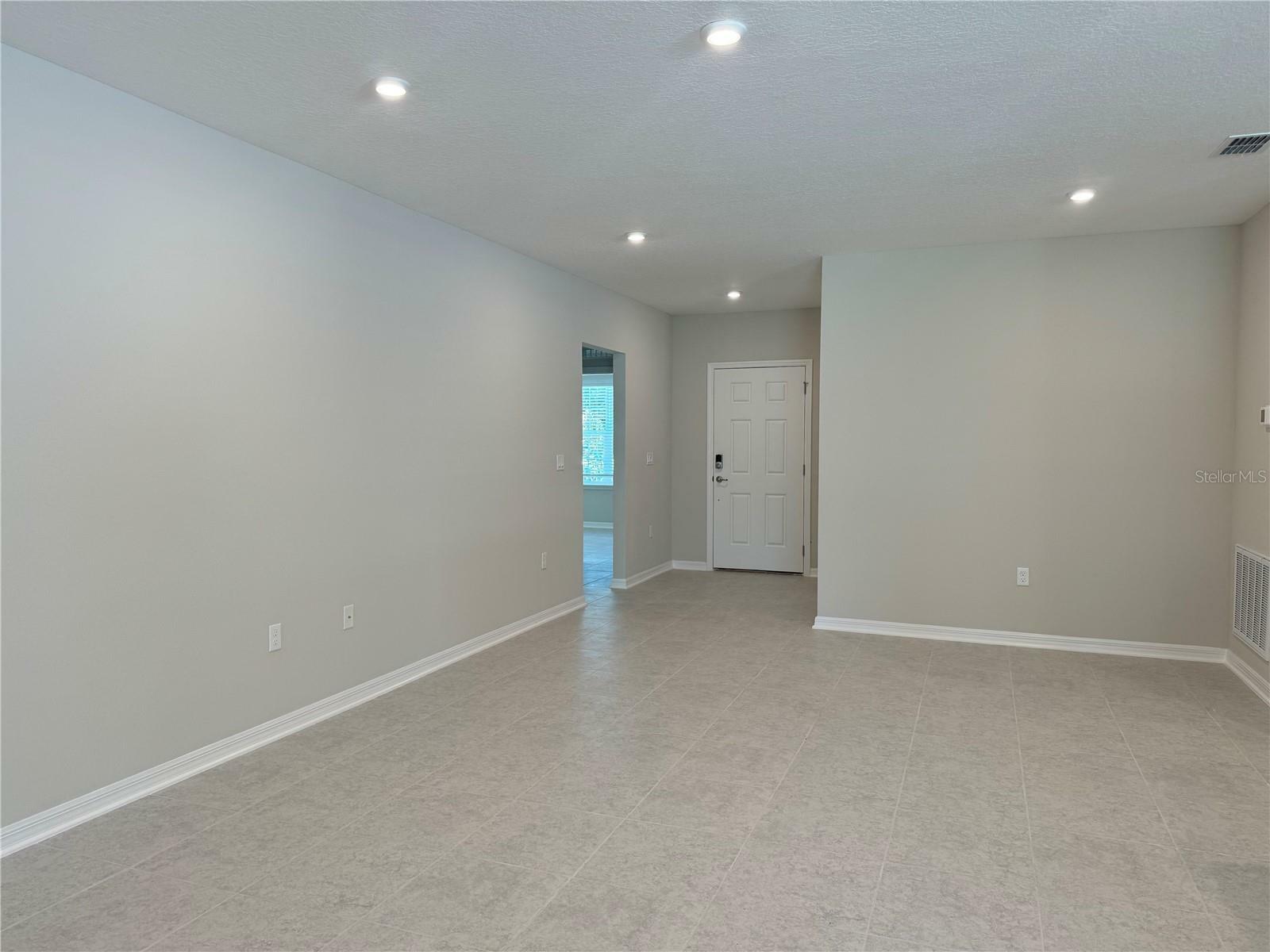 Property Photo:  59 Foster Lane  FL 32137 