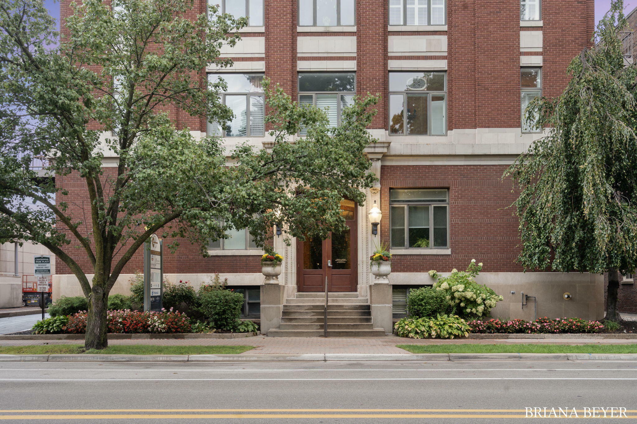 Property Photo:  17 W 10th Street  MI 49423 