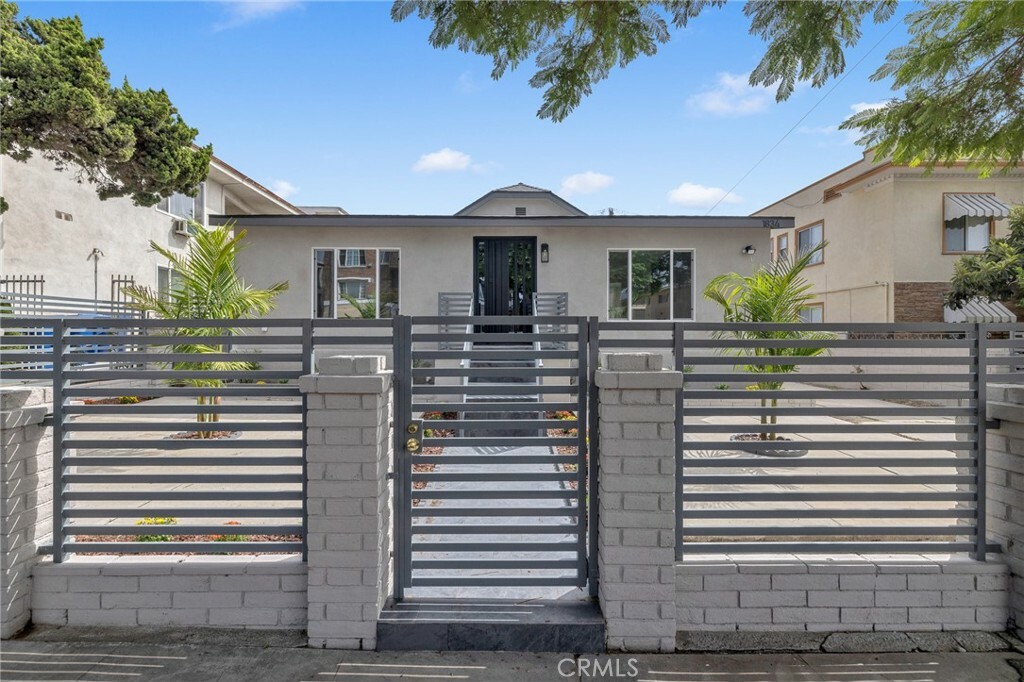 Property Photo:  1832 N Alexandria Avenue  CA 90027 