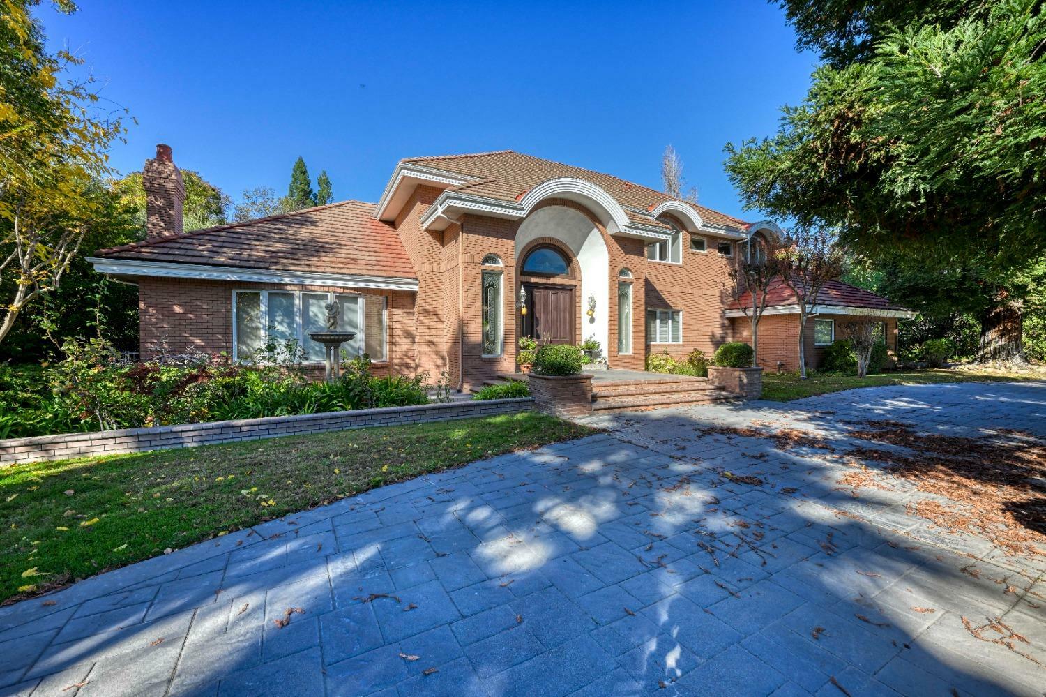 557 Crocker Road  Sacramento CA 95864 photo