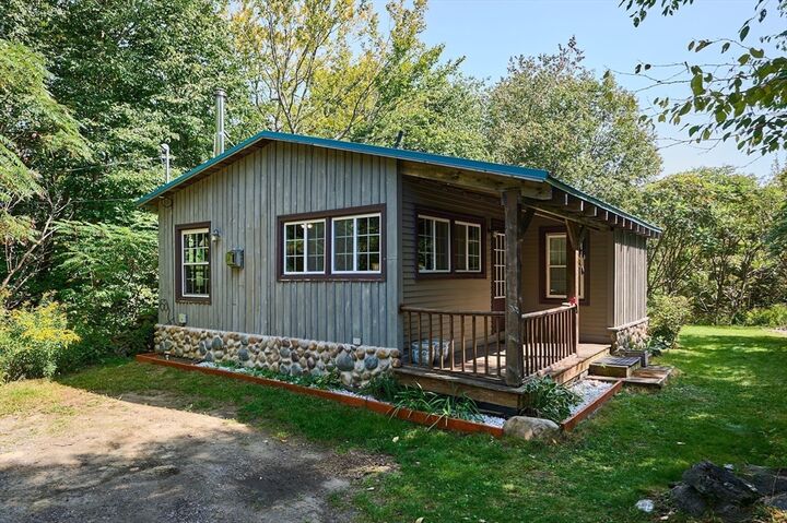 36 Shawnee Dr  Heath MA 01346 photo