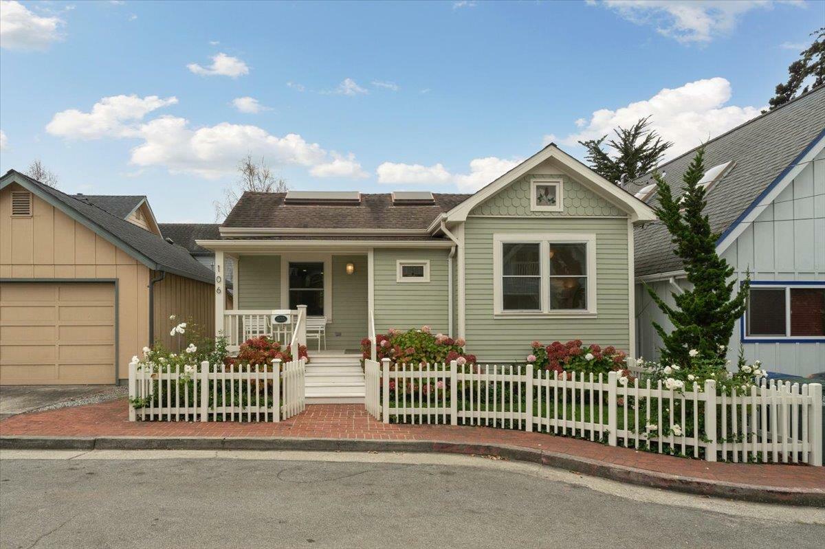 Property Photo:  106 Doane Street  CA 95062 