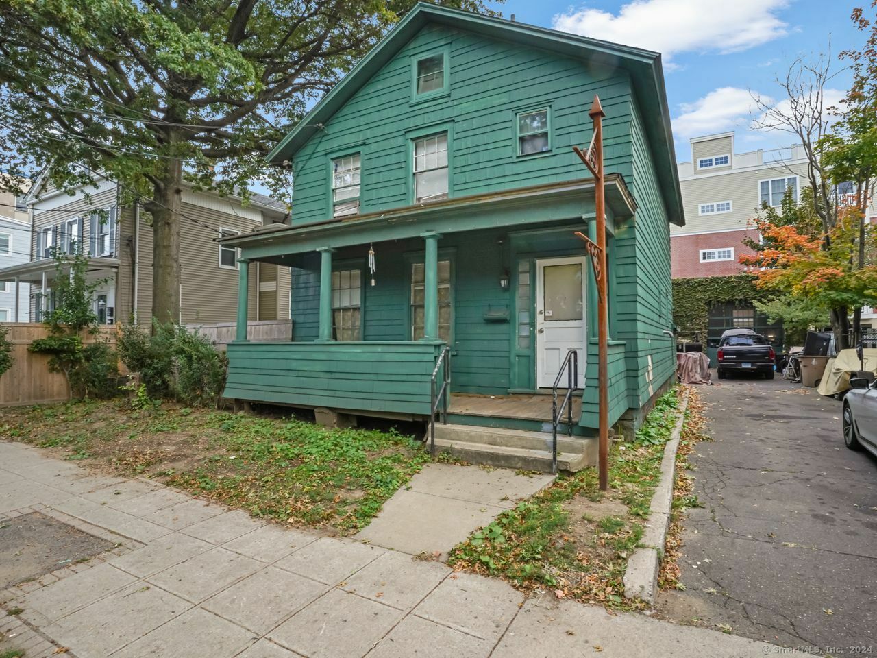 Property Photo:  117 North Street  CT 06901 