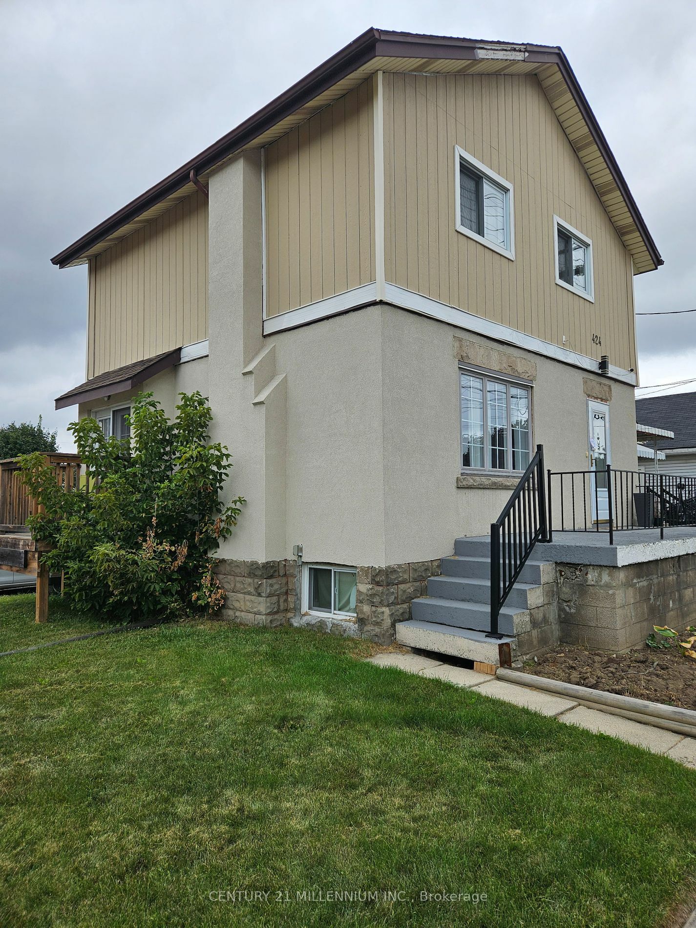 Photo de la propriété:  424 Upper Wentworth St  ON L9A 4T5 