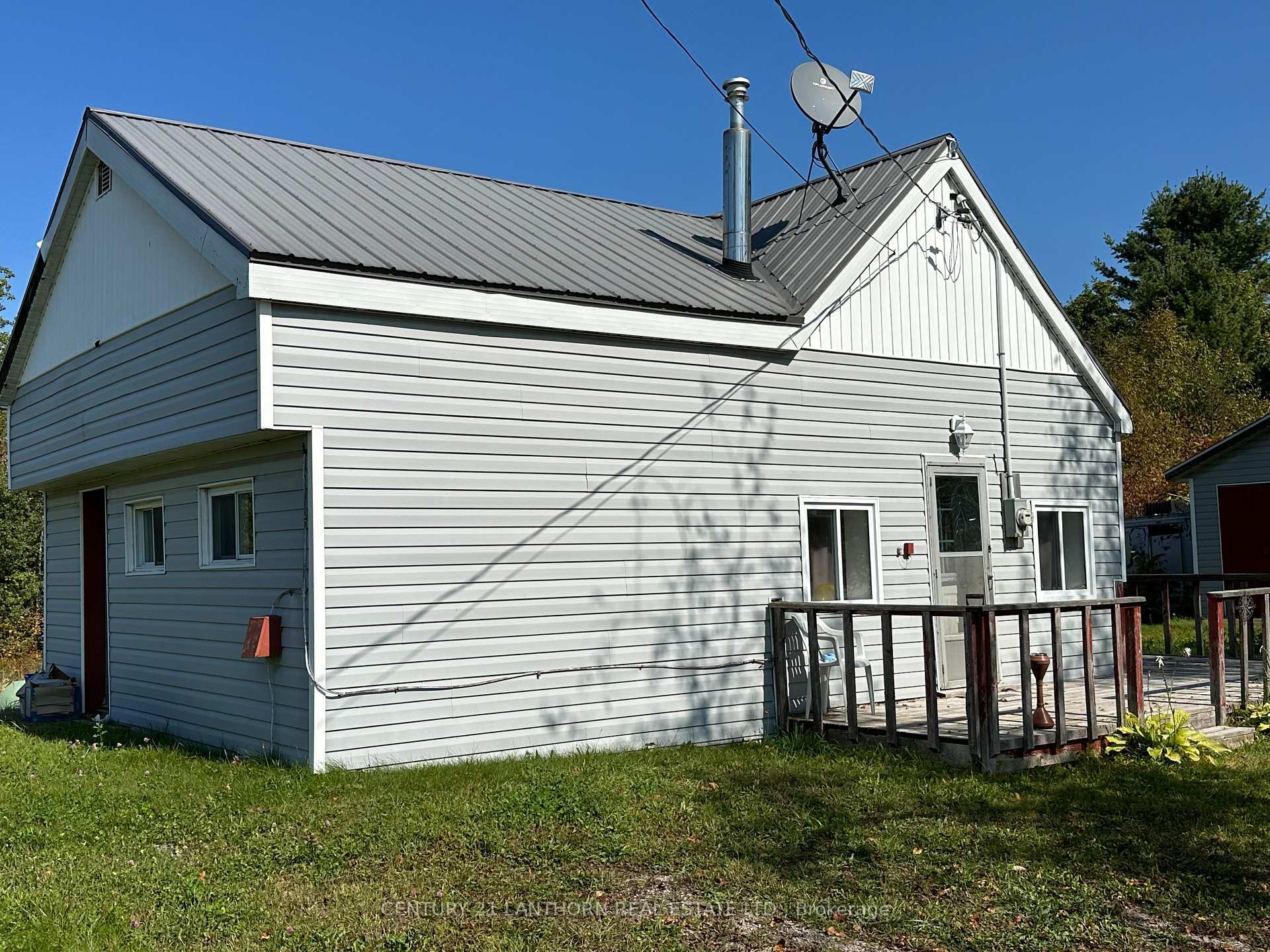 Property Photo: 2239 Weslemkoon Lake Road ON K0L 1W0