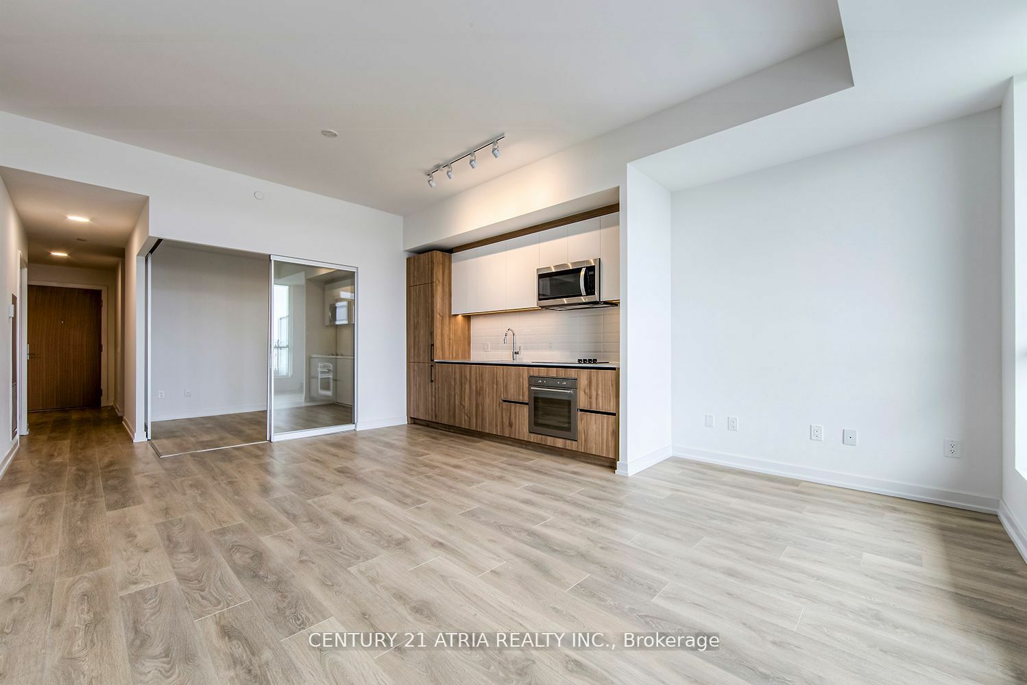 Property Photo:  150 Logan Ave 705  ON M4M 1C3 