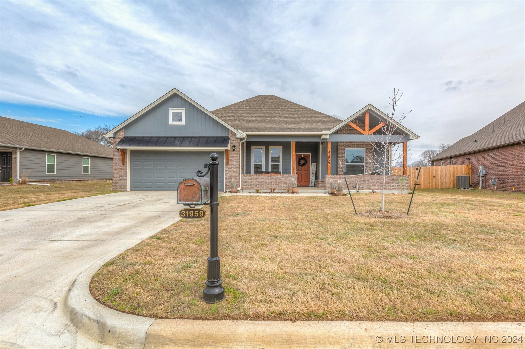 Property Photo:  31959 E 61st Place S  OK 74014 