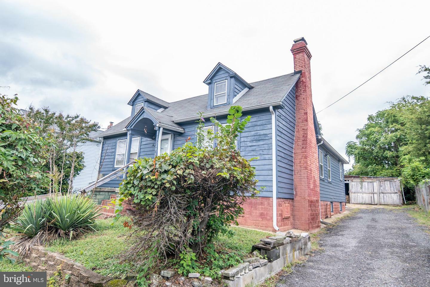 Property Photo:  6204 Foote Street  MD 20743 