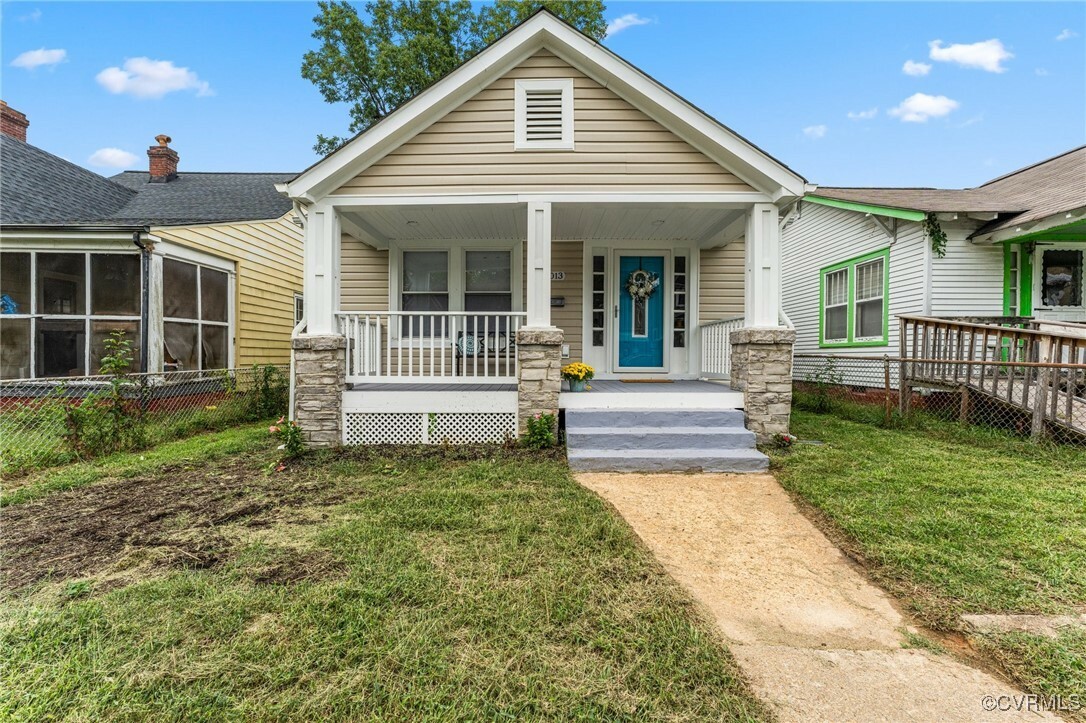 Property Photo:  2013 Fairfax Avenue  VA 23224 