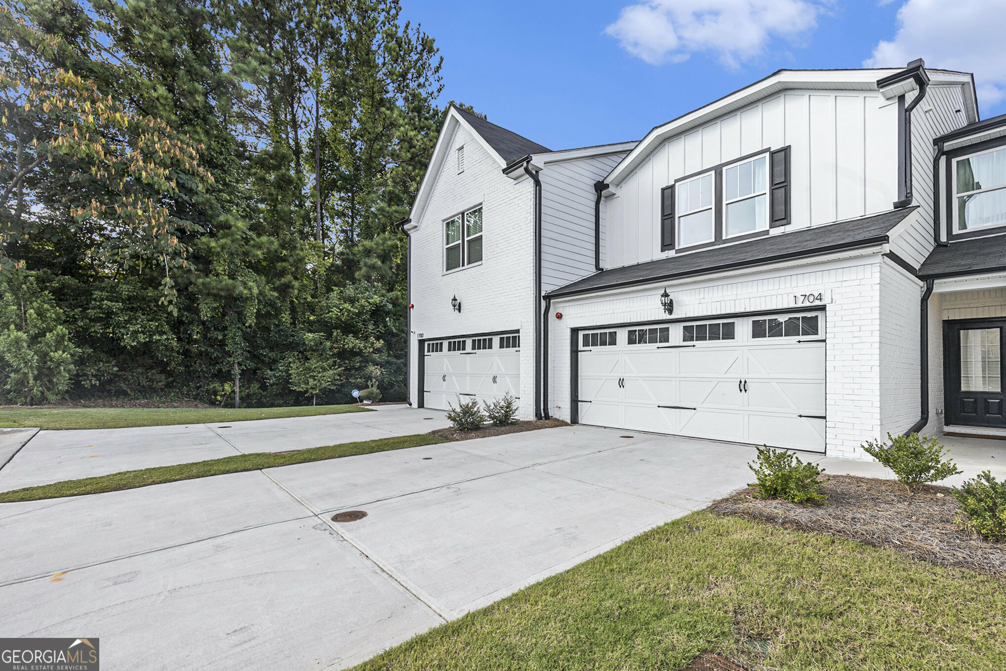 Property Photo:  1704 Hyssop Boulevard SE  GA 30126 