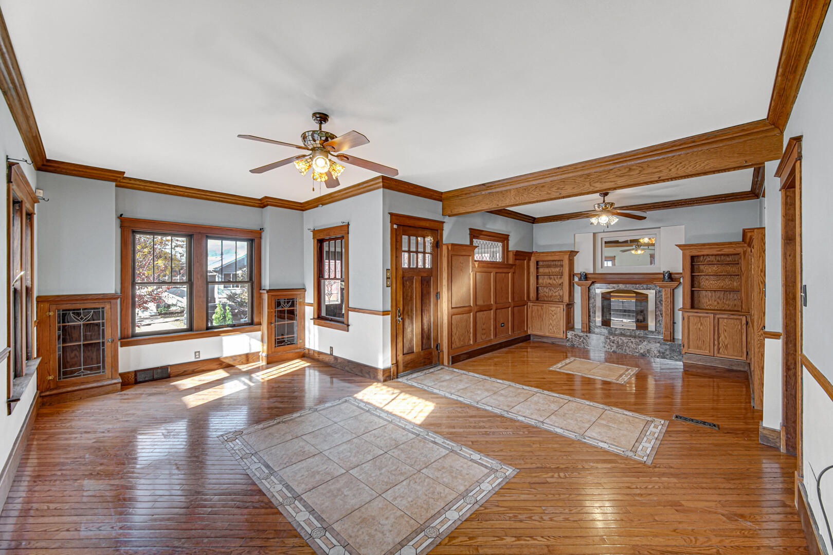 Property Photo: 1539 Cleveland Avenue IN 46394