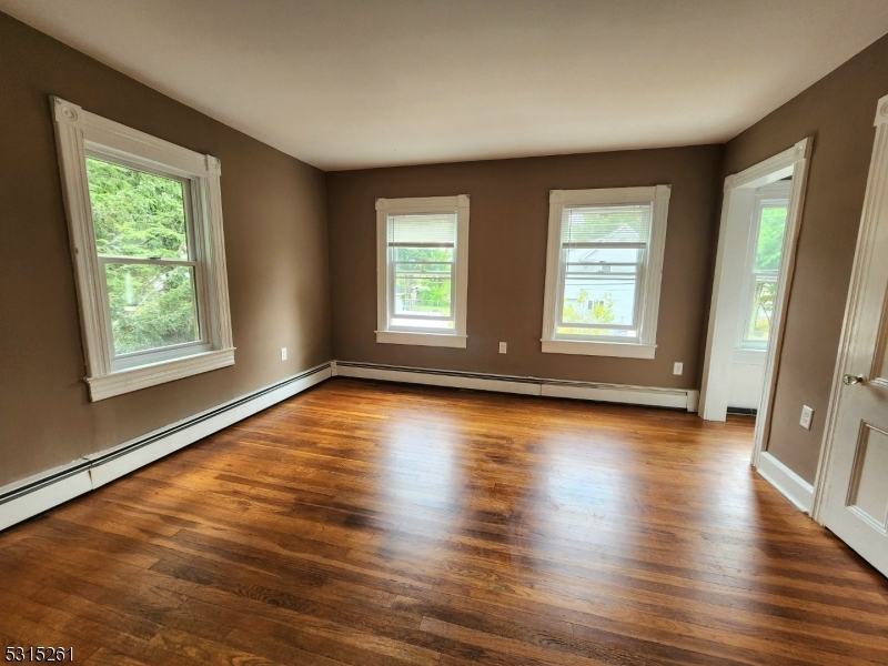 Property Photo:  384 Chestnut Street  NJ 07980 