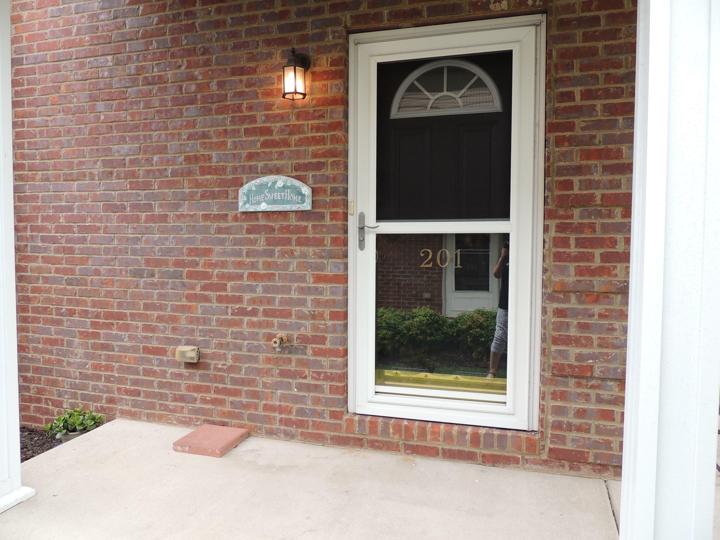 Property Photo:  112 Leonardwood Drive 201  KY 40601 