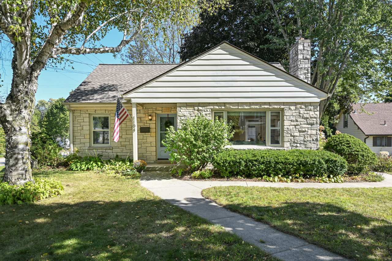 Property Photo: 1104 9th Ave WI 53024