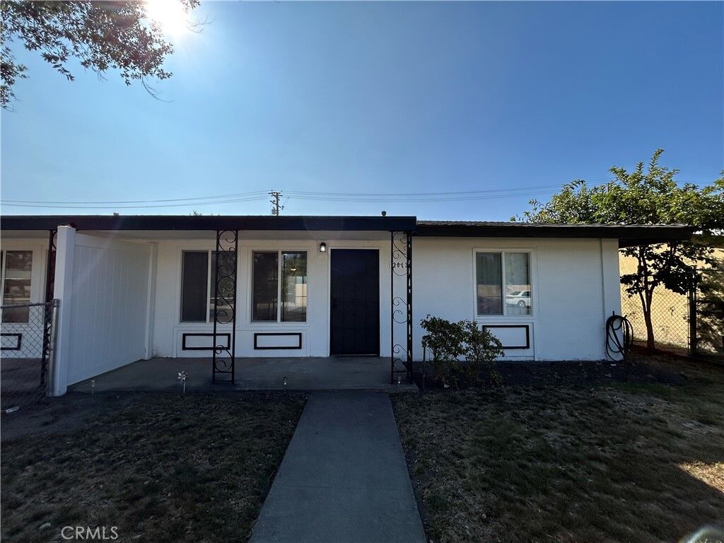 Property Photo: 2013 Baudin St 1 CA 91766