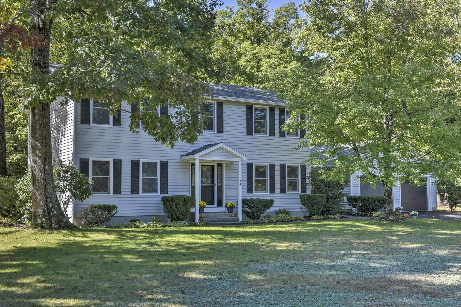 Property Photo:  14 Maple Lane  NH 03451 