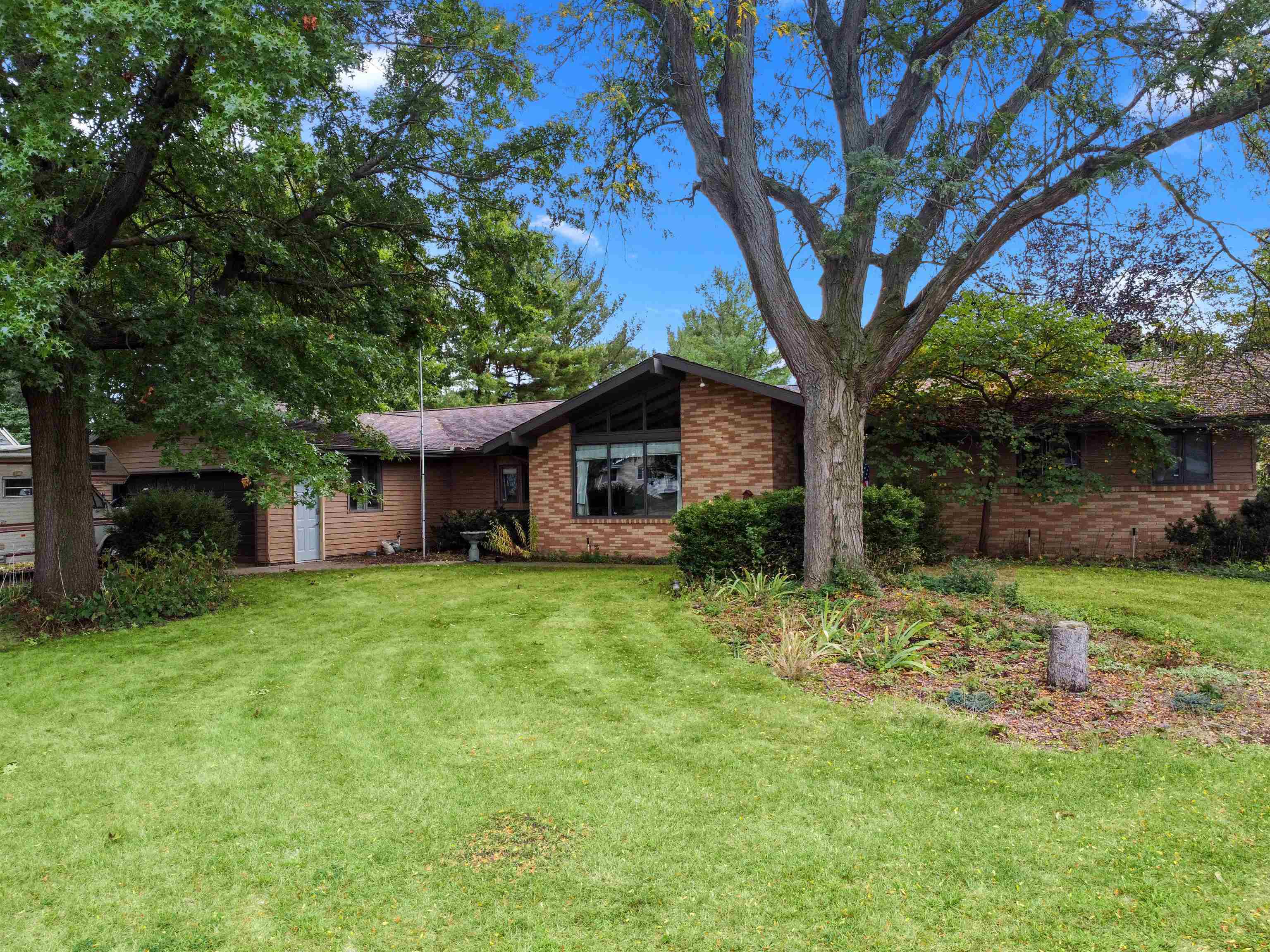 Property Photo:  1008 Laramie Lane  WI 53546 