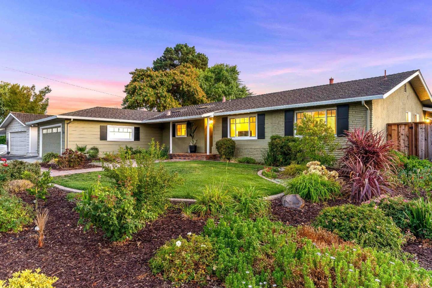 Property Photo: 1194 Via Mateo CA 95120