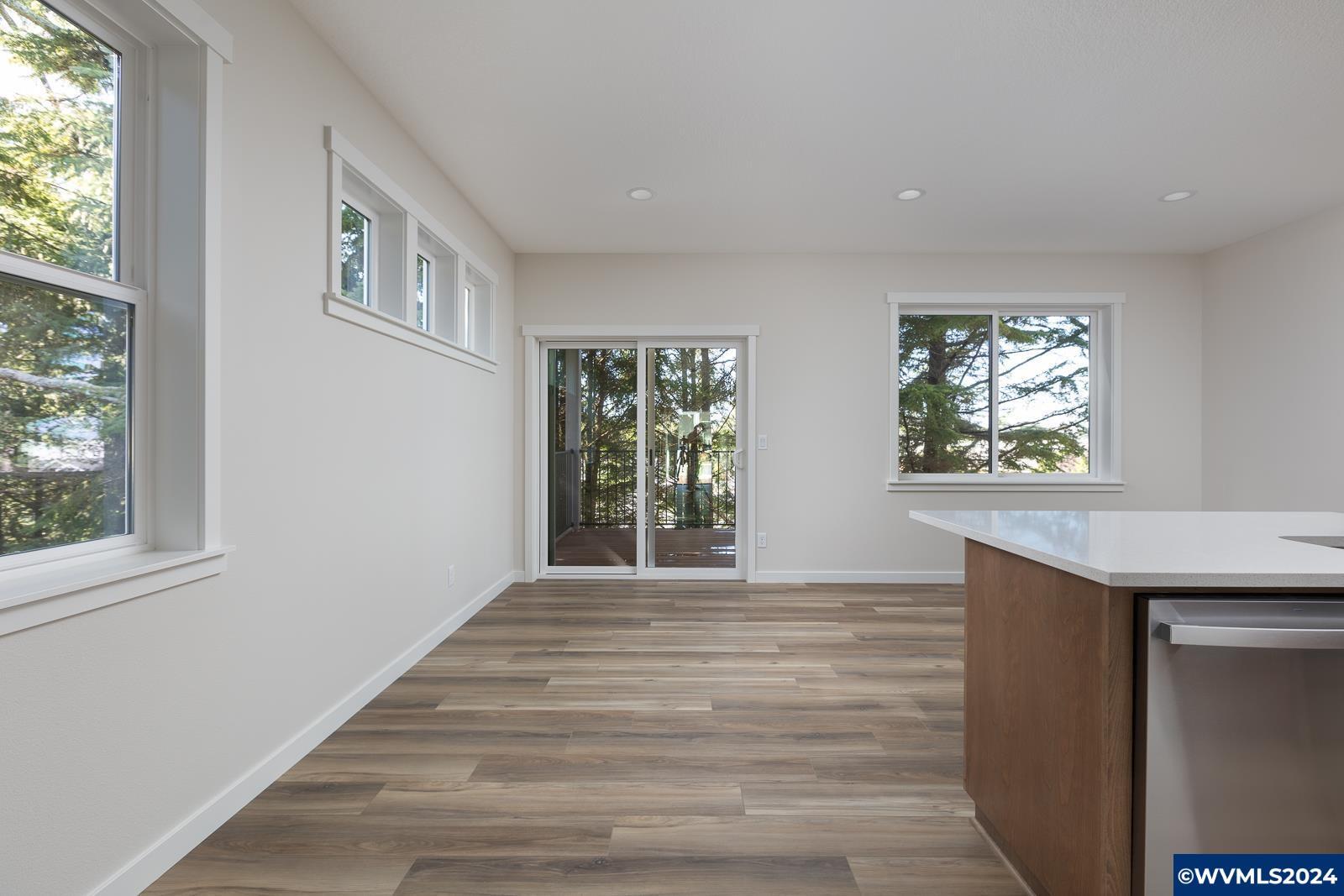 Property Photo: 1455 SE Marine Av OR 97367