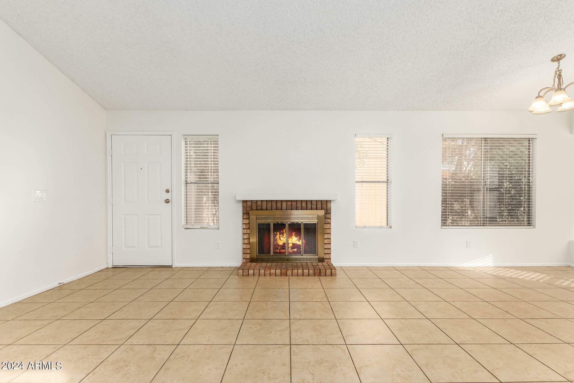 Property Photo:  3881 W Denver Street  AZ 85226 