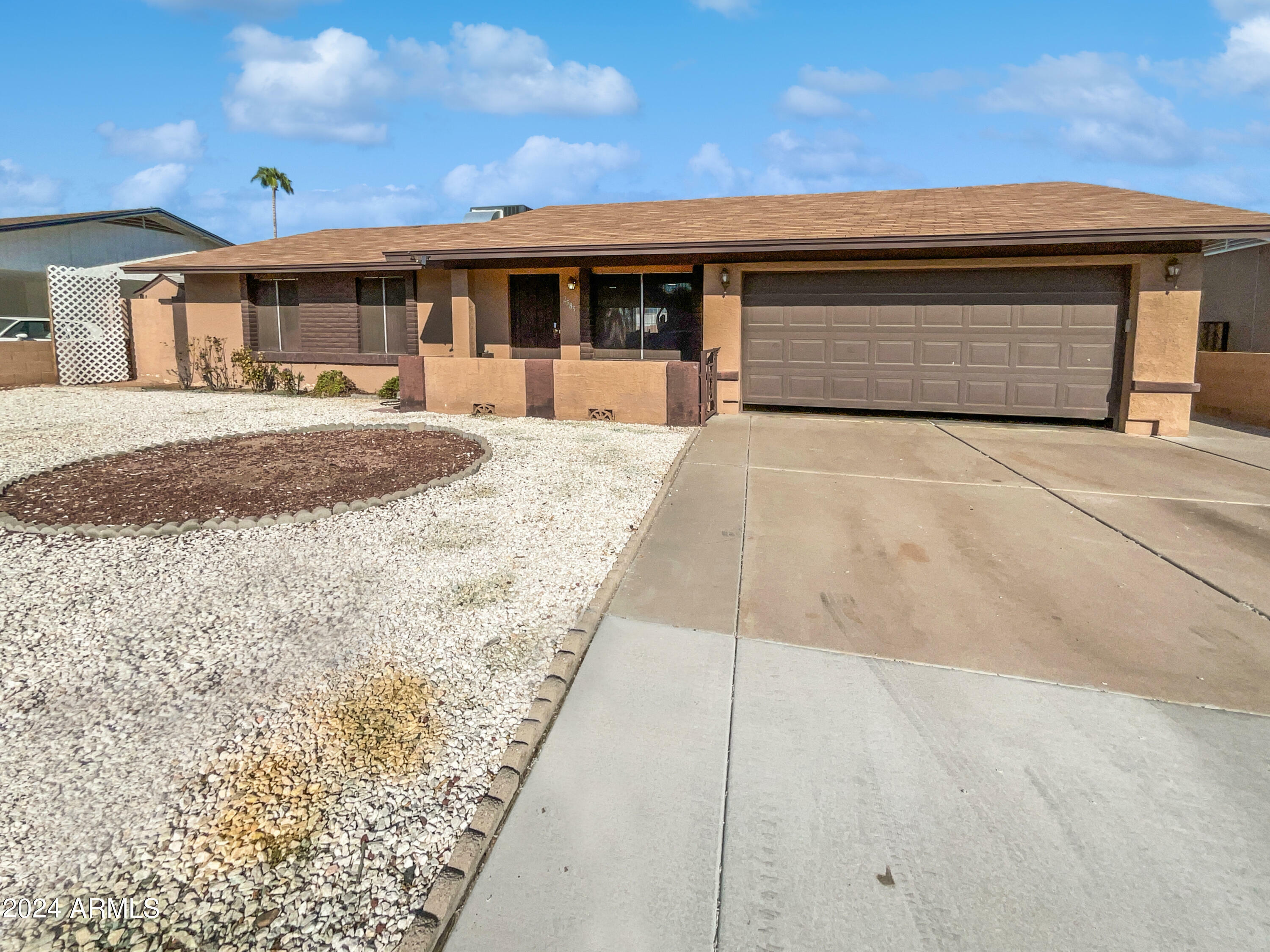 Property Photo:  2585 E Commonwealth Circle  AZ 85225 