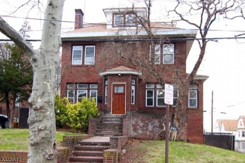 Property Photo:  291 Meeker Ave  NJ 07112 