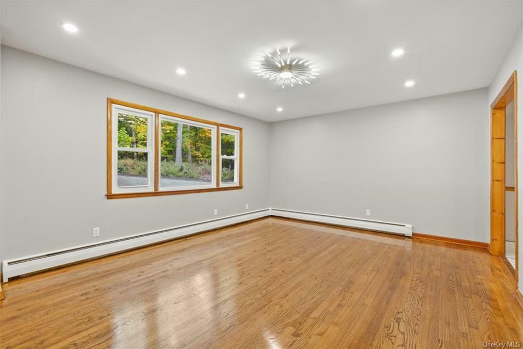 Property Photo:  7 Millburn Road  NY 10924 