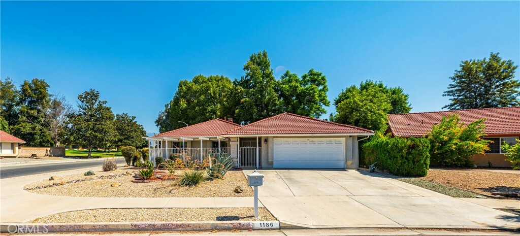 Property Photo:  1186 Bottle Tree Way  CA 92545 