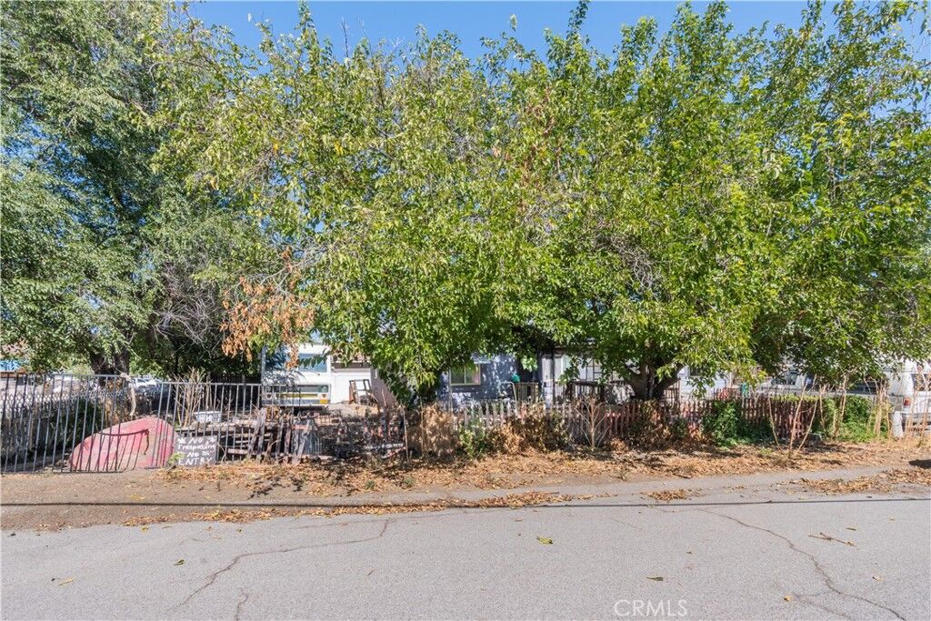 Property Photo:  205 14th Street  CA 93451 