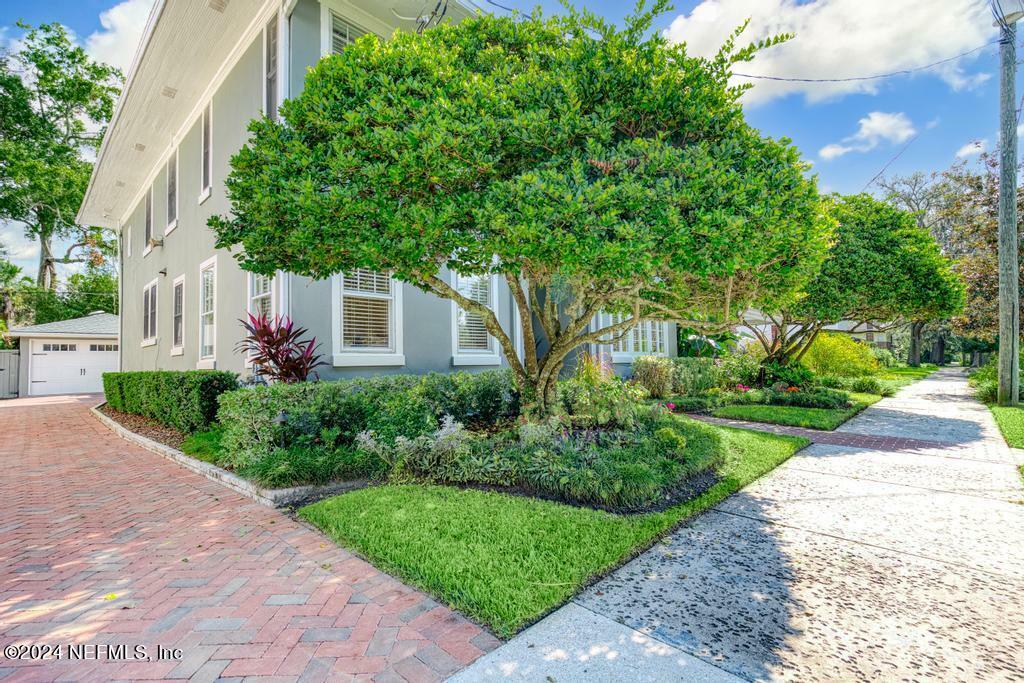 Property Photo:  1639 Challen Avenue  FL 32205 