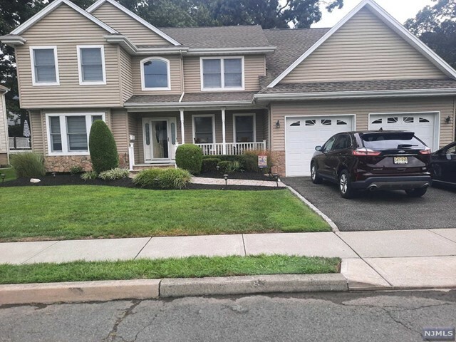 26 Wyandotte Avenue  Dumont NJ 07628 photo