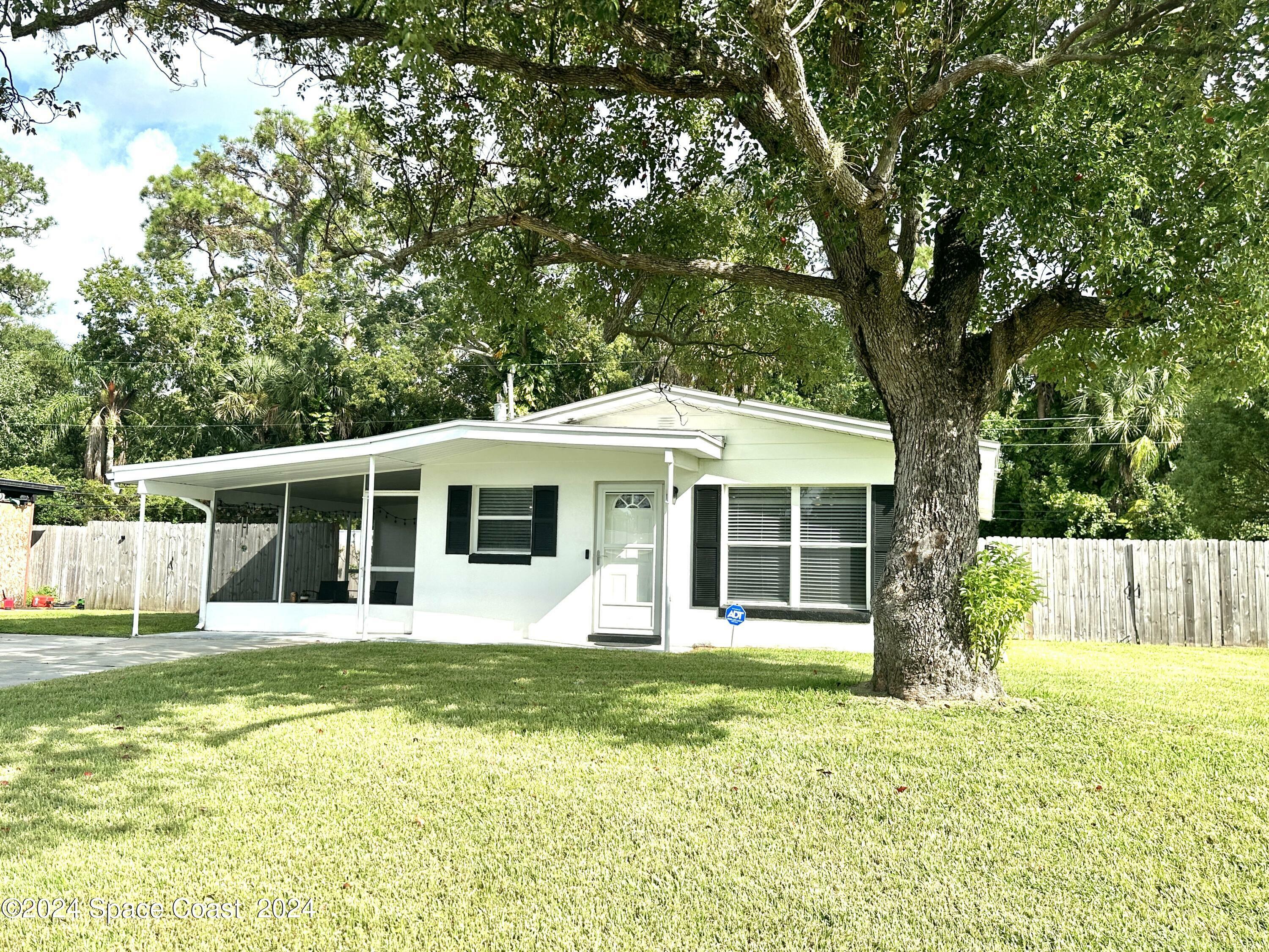 Property Photo:  3080 Kirby Drive  FL 32796 