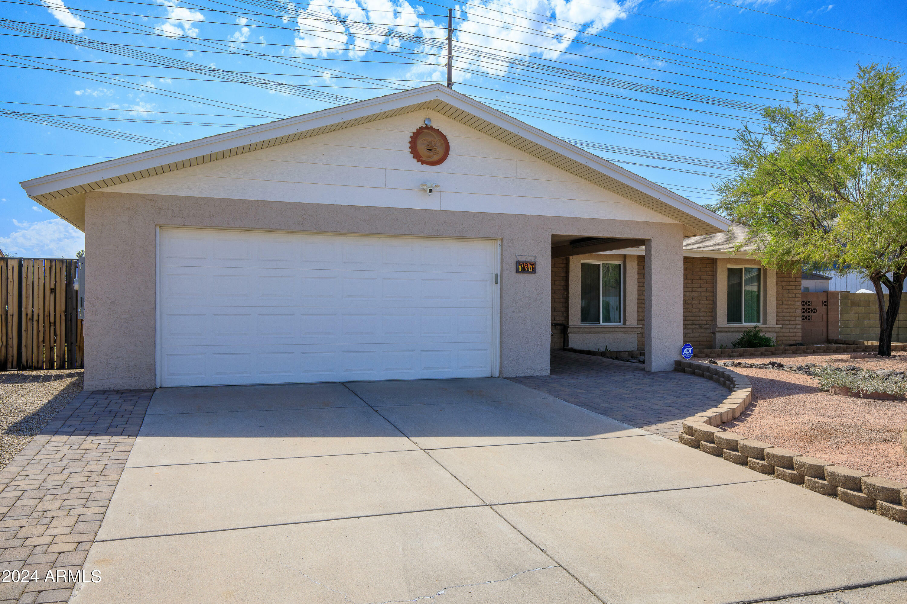 Property Photo:  737 W Peralta Avenue  AZ 85210 