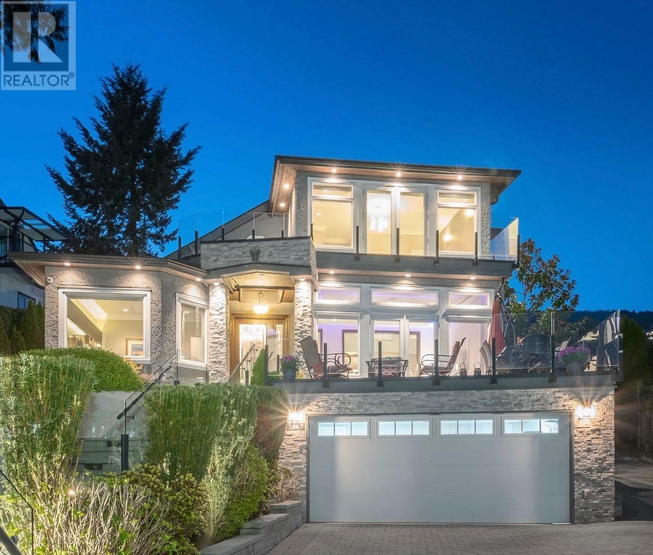 Property Photo: 2567 Lawson Avenue BC V7V 2G1