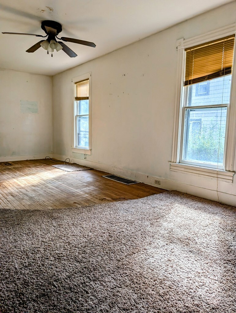 Property Photo:  86 Cleveland Ave  NY 14905 