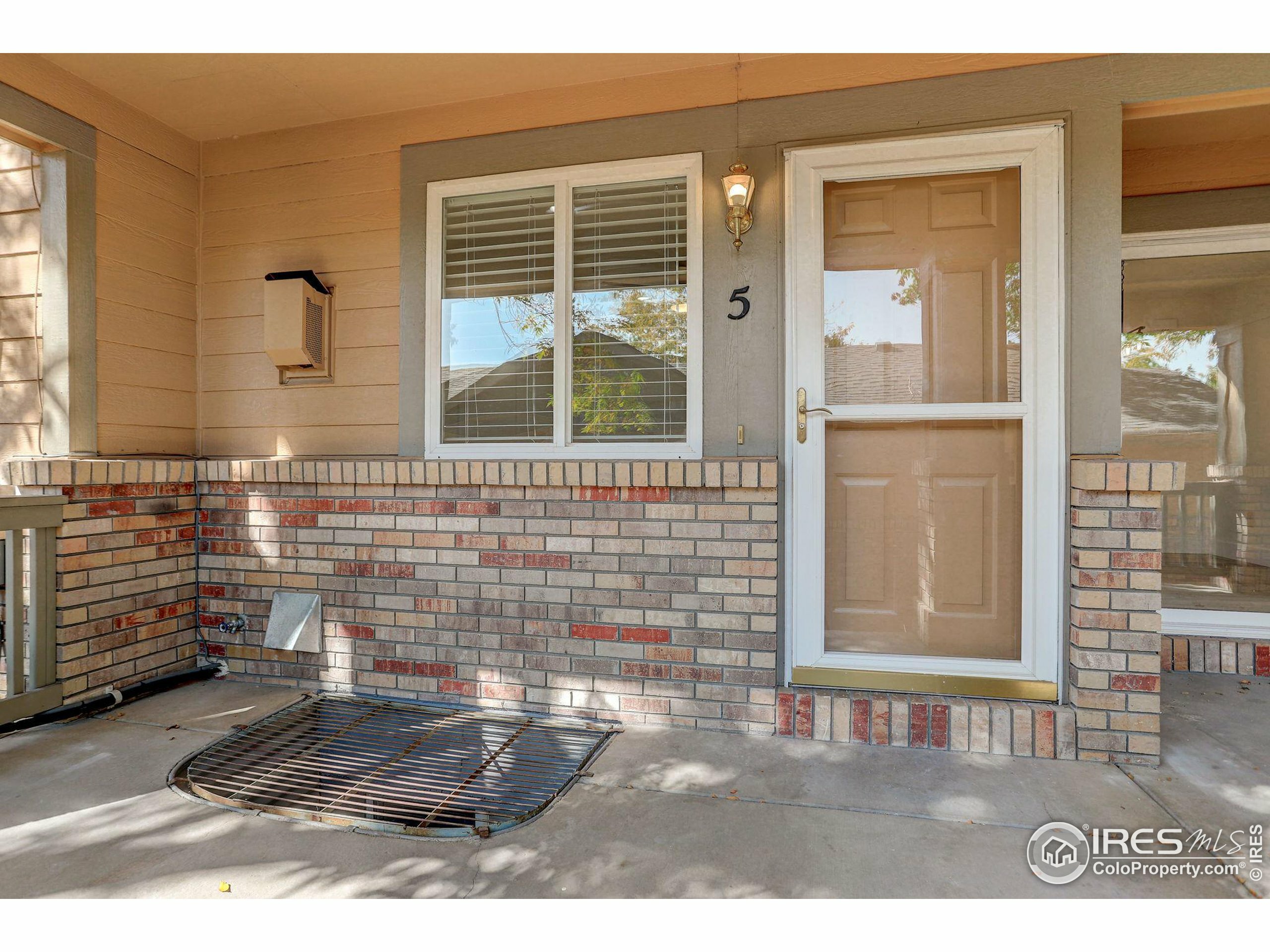 Property Photo:  2621 Rigden Pkwy H-5  CO 80525 