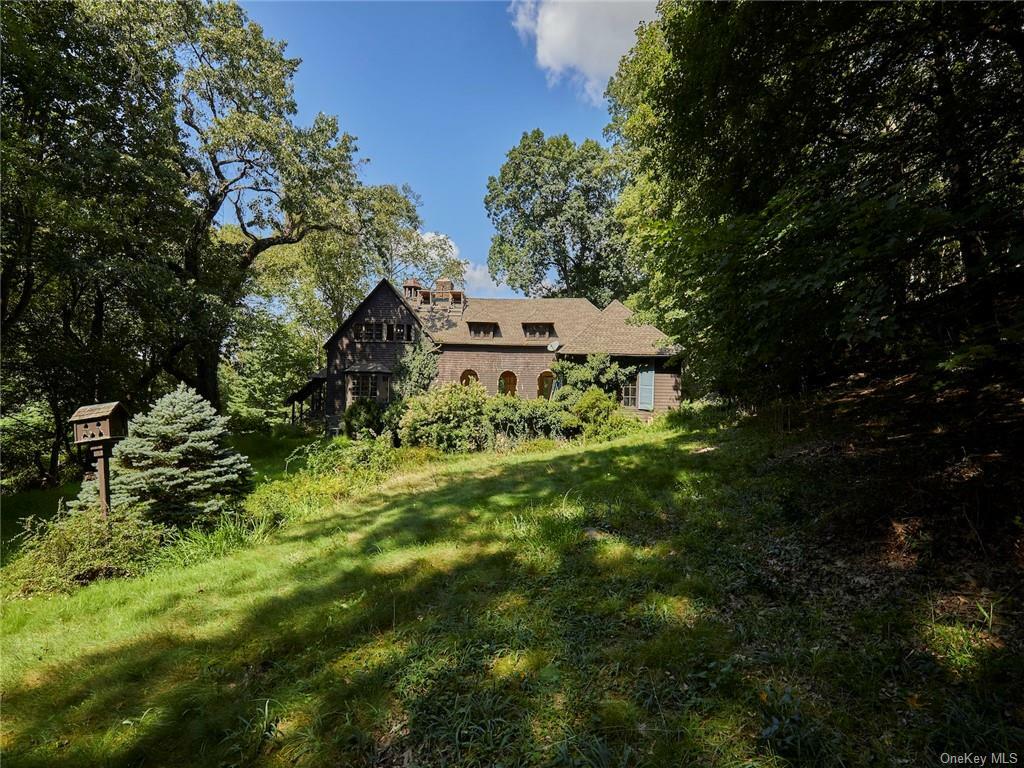 Property Photo:  10 Nazareth Way  NY 10524 