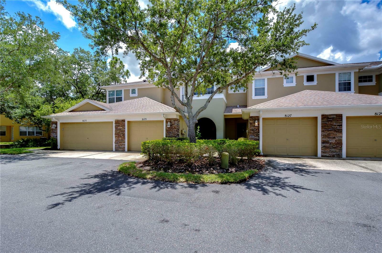 Property Photo:  8125 Stone Path Way  FL 33647 