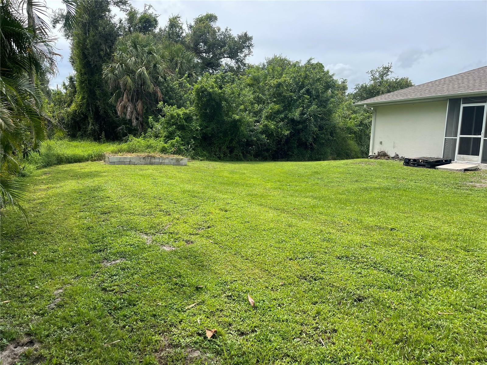 Property Photo:  1194 Bounds Street  FL 33952 